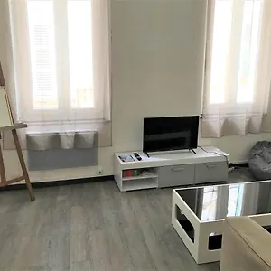 Grand 4 Couchages Pres De Tout Appartement